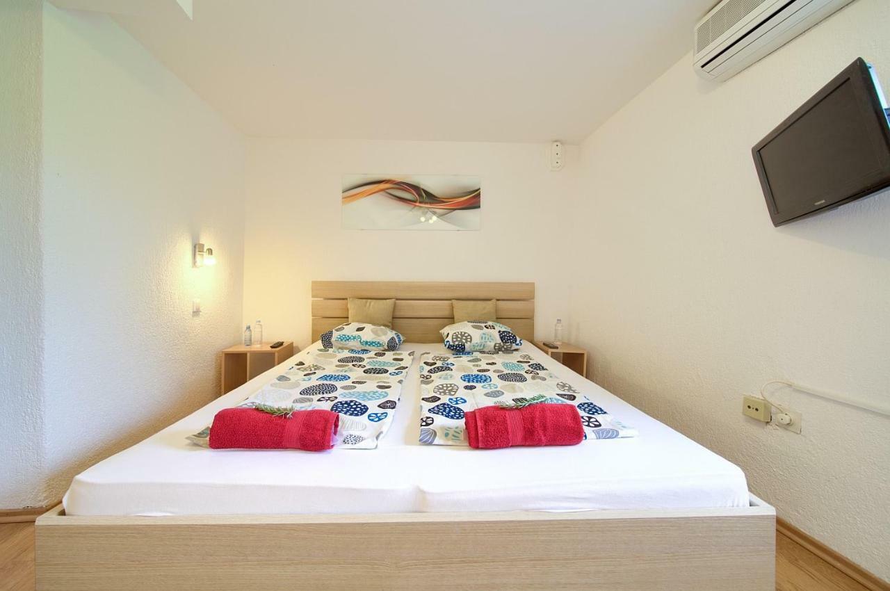 Holiday Home Traum Krk Town Εξωτερικό φωτογραφία